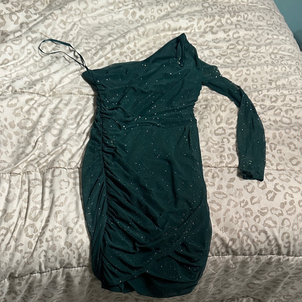 Chic One-Shoulder Teal Dress with Sparkle